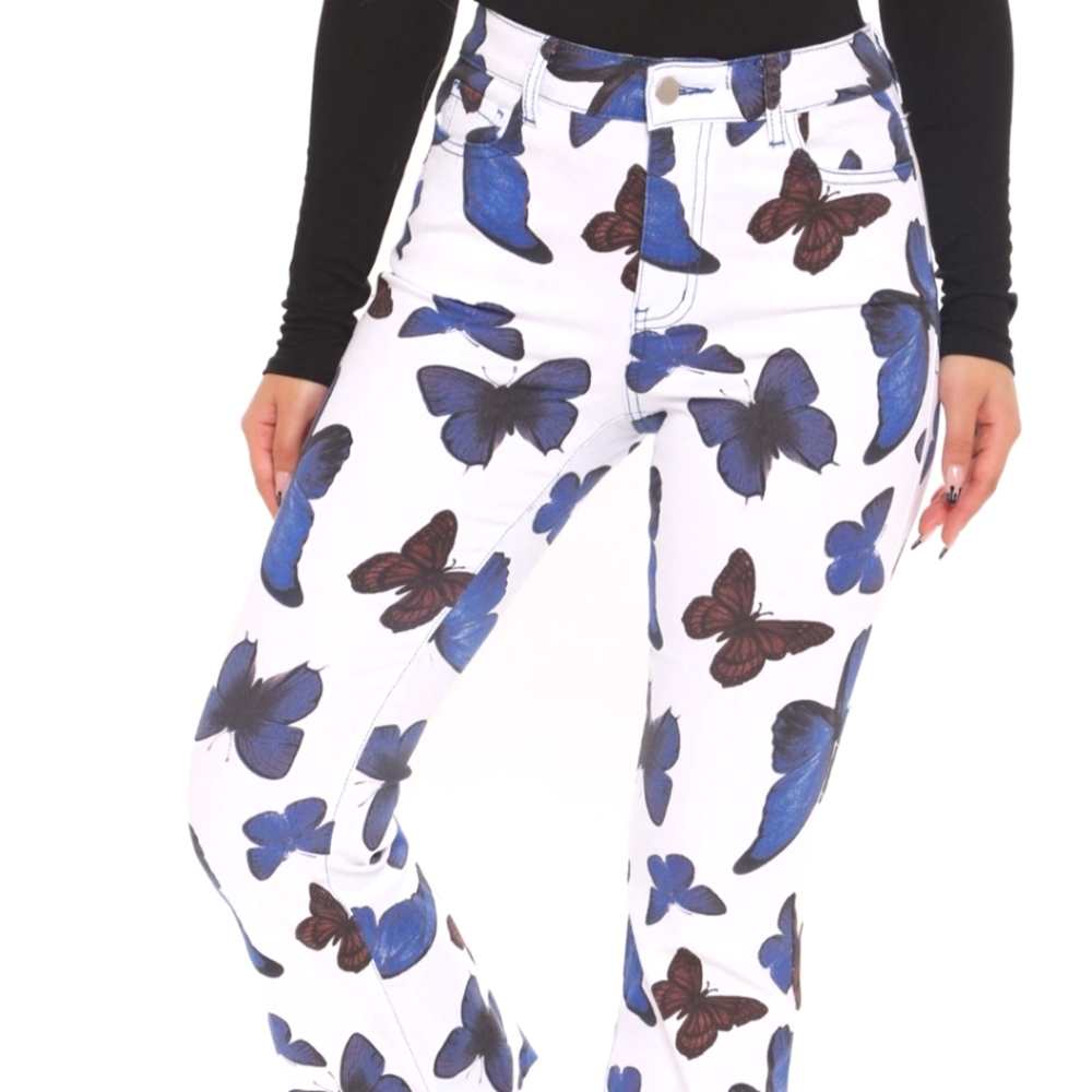 90s jeans with 🦋 butterflies